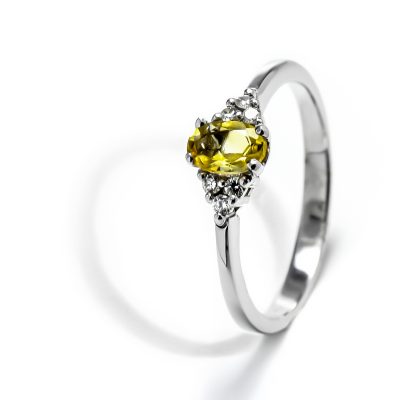 Vynímočný diamantový prsteň s Citrínom