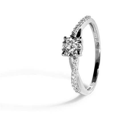 luxusny-diamantovy-prsten-z-bieleho-zlata